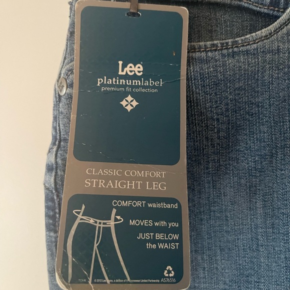 Ladies size 6 Led classic cut jeans - Picture 7 of 7